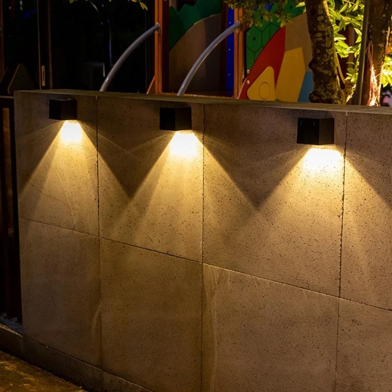 Lampe murale solaire LED extér - Outdoor Yard Lighting Fixtures avis et prix